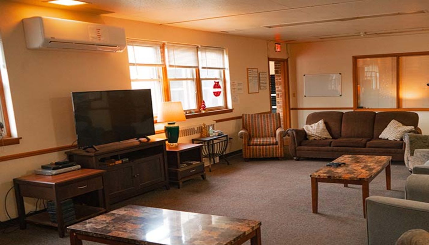 Apricity Mooring House