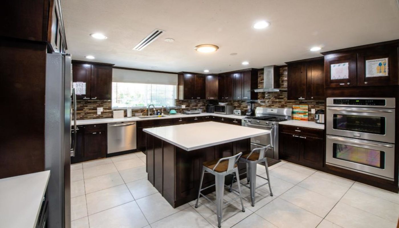 Destinations for Teens Hatteras House