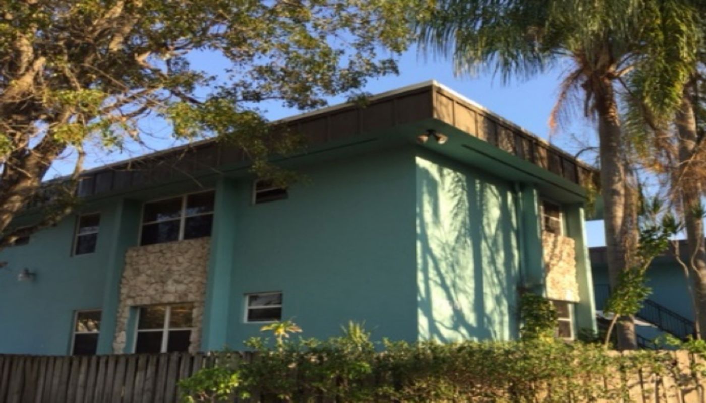 Douglas Gardens CHMC - Golden Palms