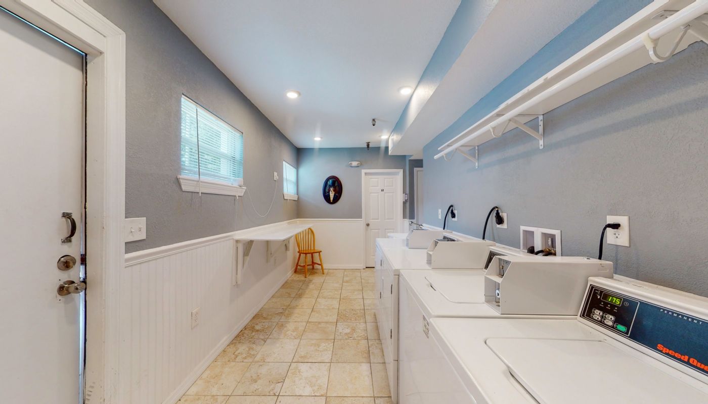 Malcolm's Place Seminole Heights