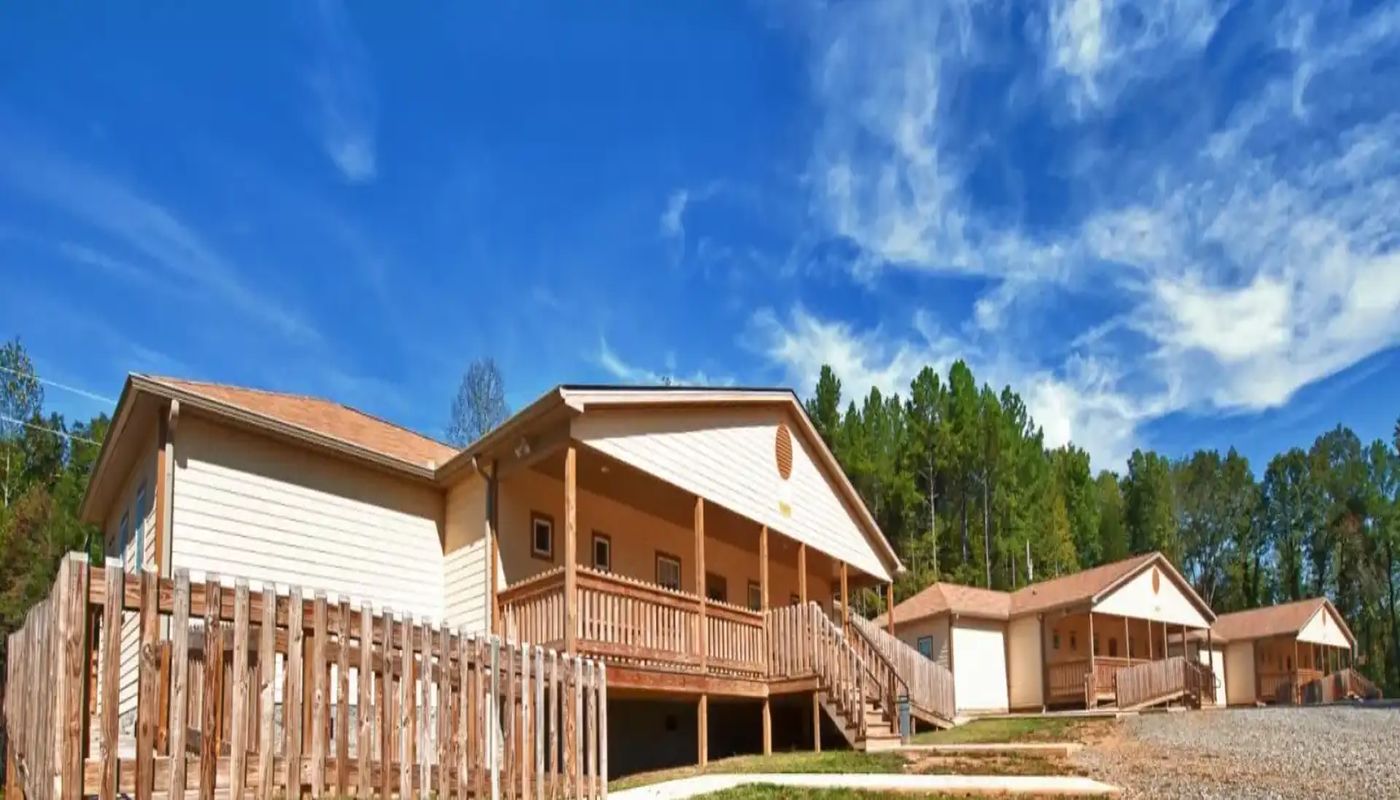 Mirror Lake Recovery Center