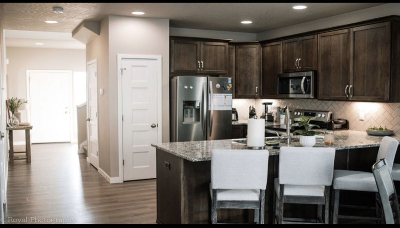 White House Recovery Post Falls